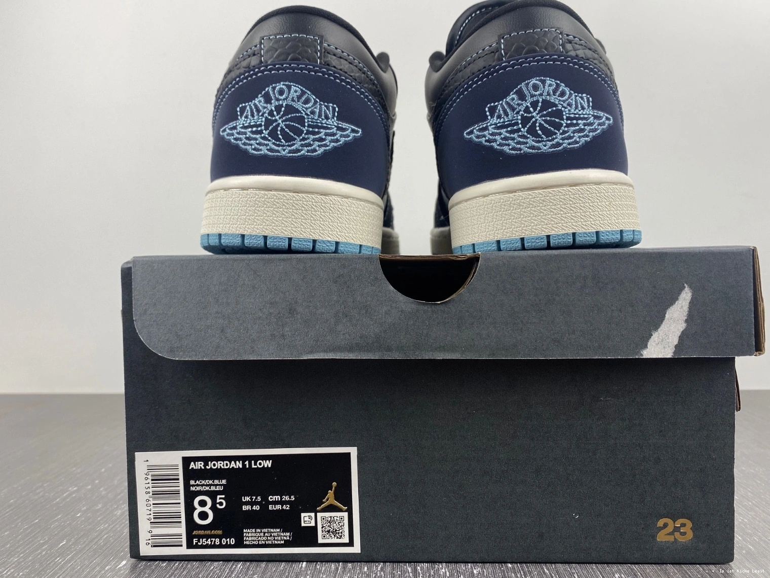 Navy FJ5478-010 Jordan Black Snakeskin 1 Low Air 1106